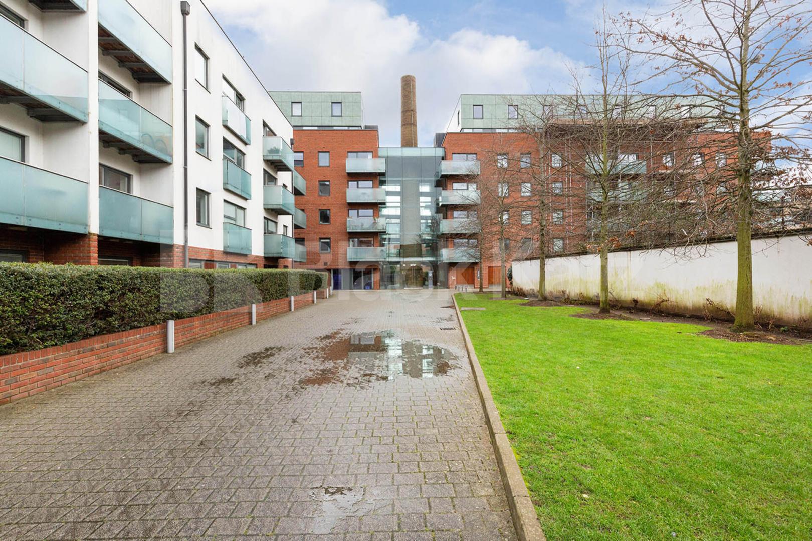 3 bed 2 bathroom property located within a secure development in Holloway Tiltman Place, Holloway